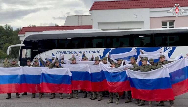 yeni-esir-takasi-rusya-ve-ukrayna-146sar-askeri-serbest-birakti-5fGOOCAL.jpg