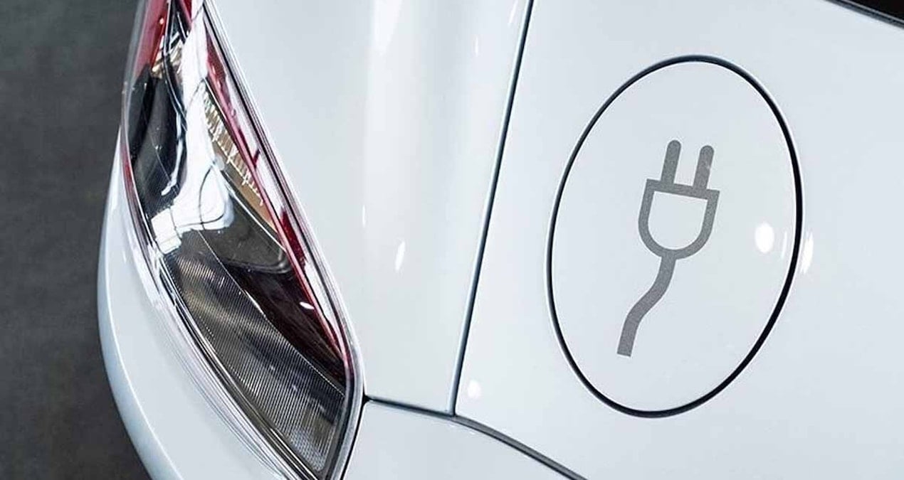 benzinli aracin esamesi okunmuyor ulkede satilan yeni otomobillerin yuzde 97si tamamen elektrikli E7RTmjNc