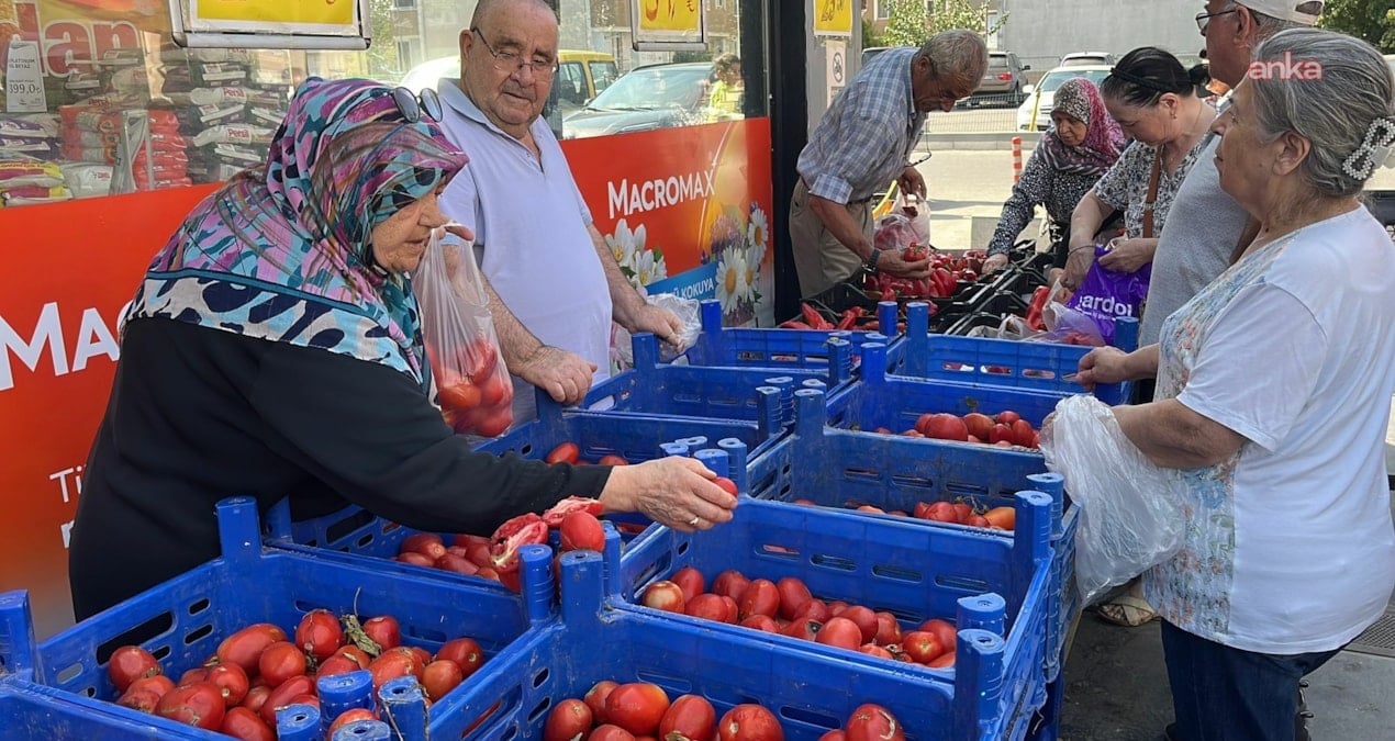 emeklinin isyani yurekleri dagladi sadece carsamba gunleri diyerek isyan etti 7XGC46In