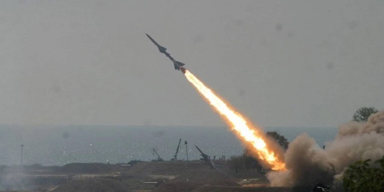 husilerden tel avive hava saldirisi binlerce israilli siginaklara kacti XNI3hTfb