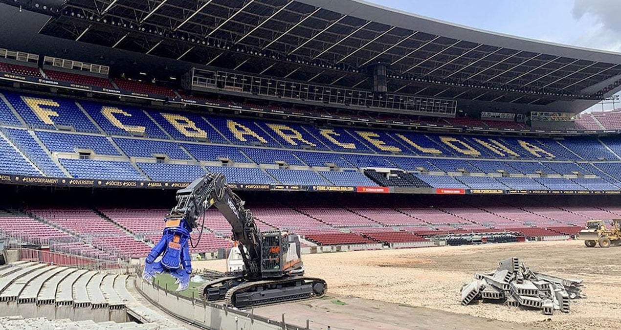 barcelonada turk sirkete buyuk ofke taraftarlar cildirdi D6JizLwp.jpg