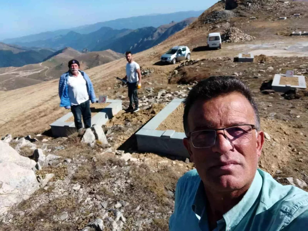 bir asir sonra ayni ruhla sehitlik icin el ele verdiler GHawjFzd.jpg