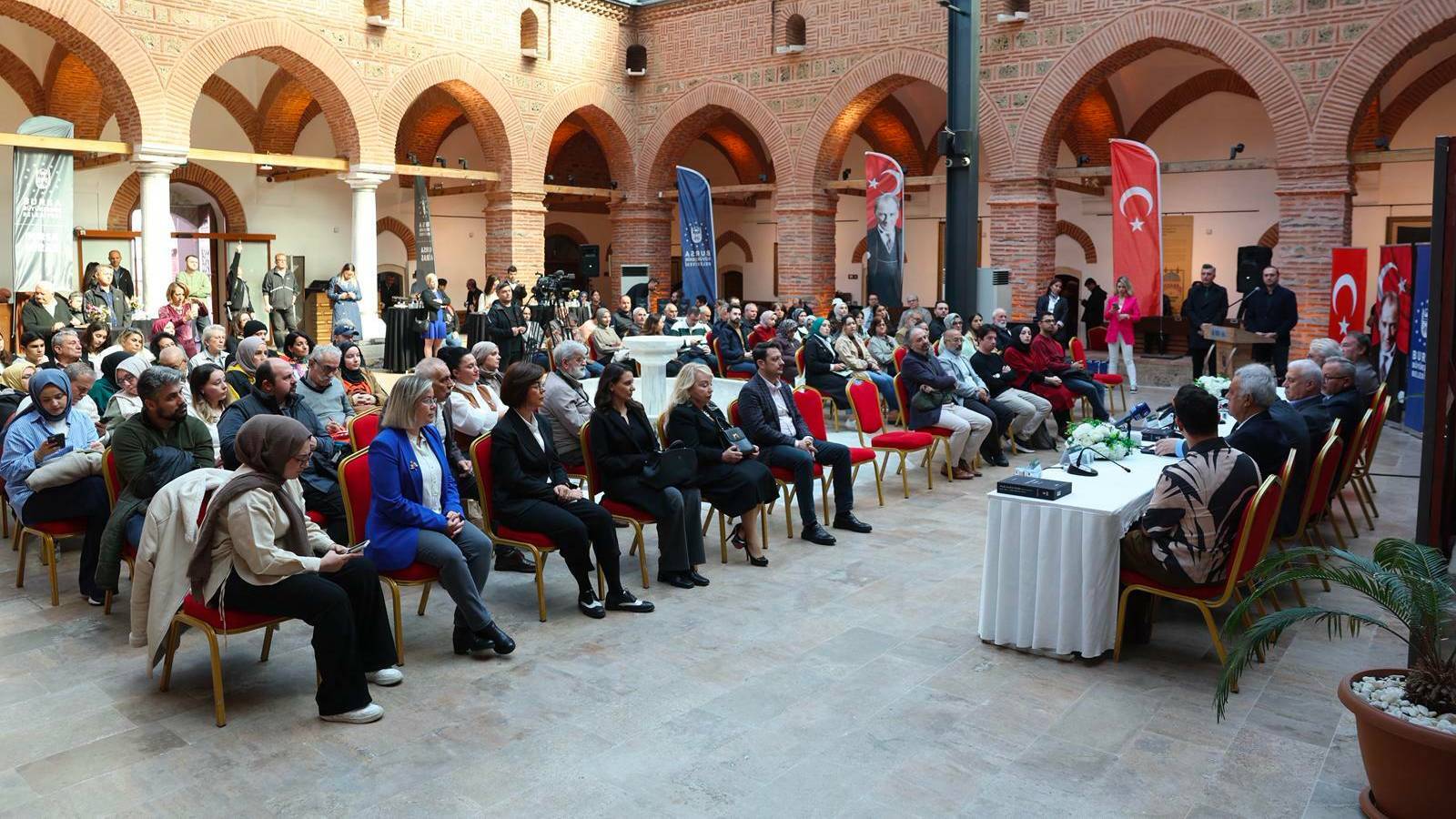 dede korkutun bursa yazmasi bilim dunyasina kazandirildi GERpgkAj.jpg