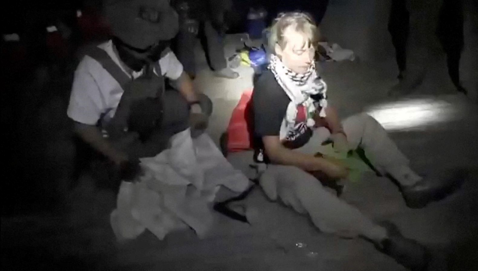 israil greta thunbergi bugun yunanistana gonderiyor VnTC2wlV