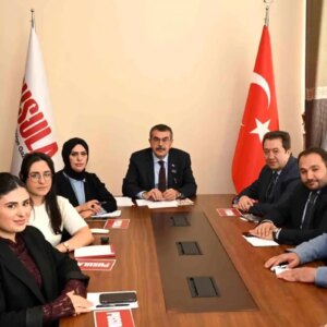 milli egitim bakani tekinden chpye zorunlu egitim aciklamasi fCTxuETb.jpg