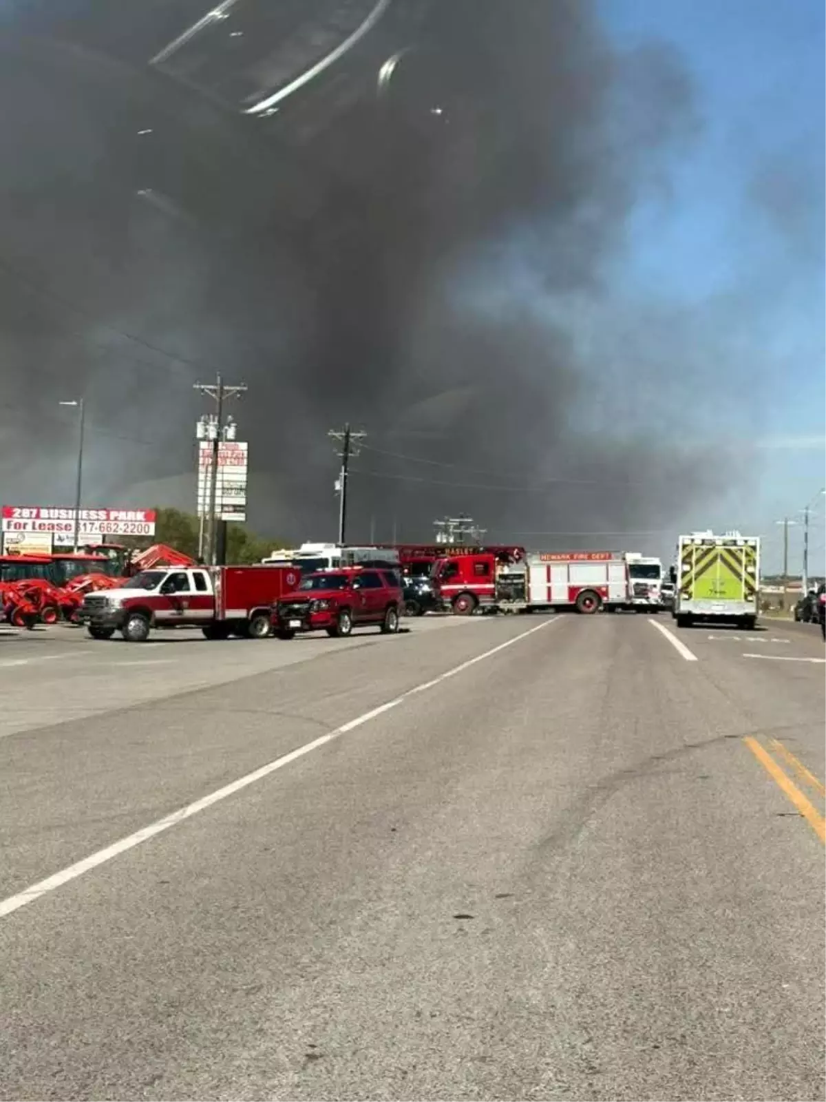 teksasta kucuk ucak park alanina dustu 2 olu jrsGOkgA.jpg